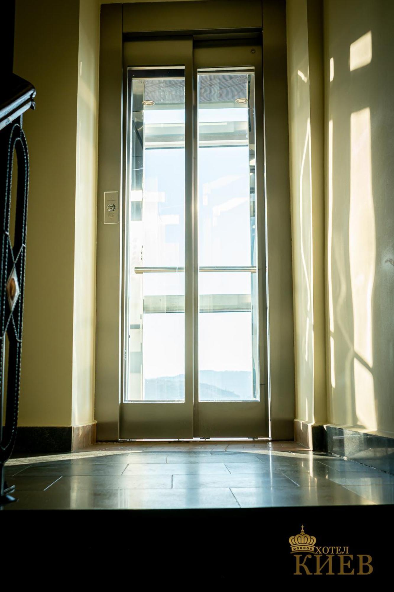 Hotel Kiev Велико-Тирново Екстер'єр фото