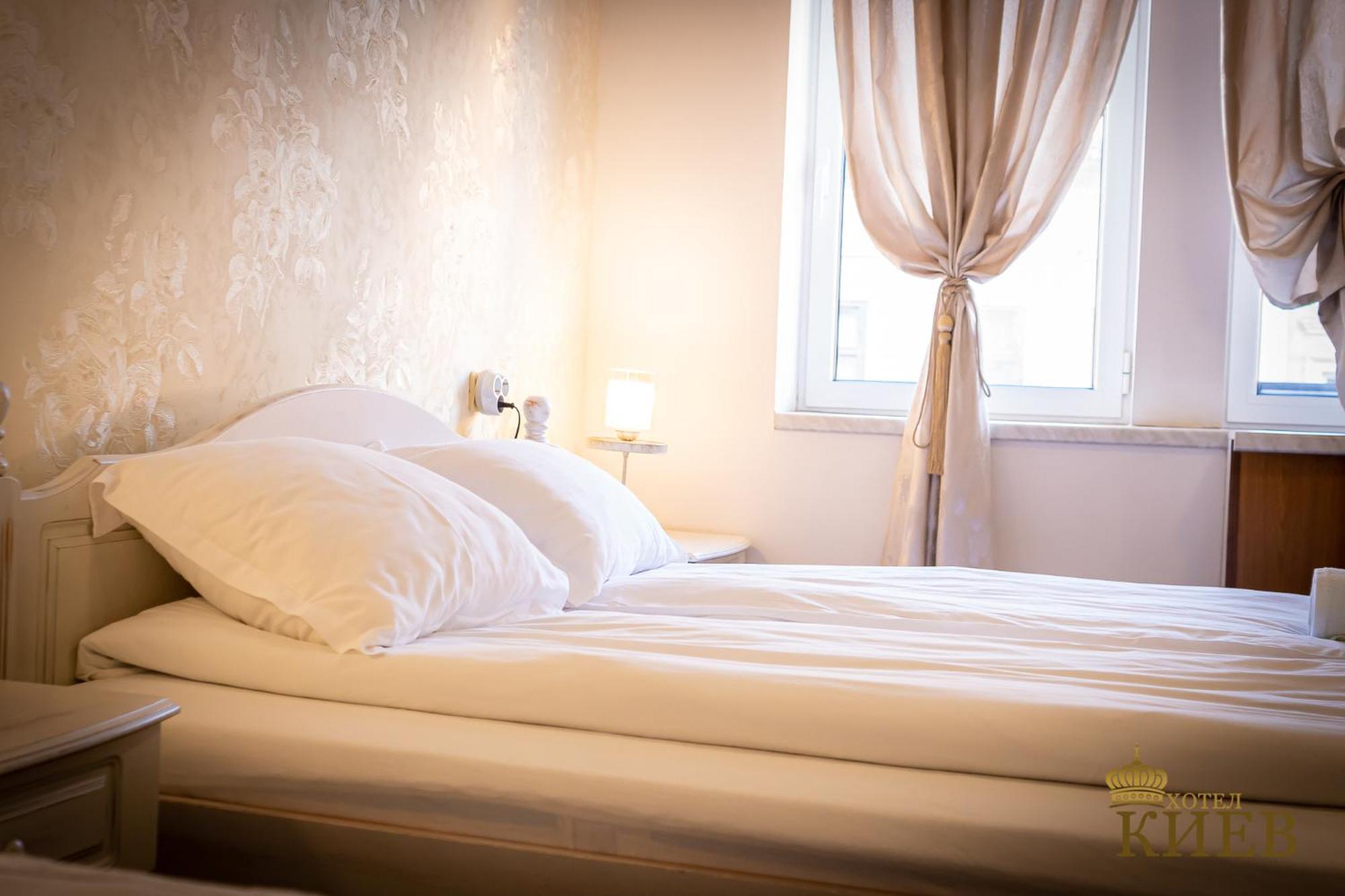 Hotel Kiev Велико-Тирново Екстер'єр фото