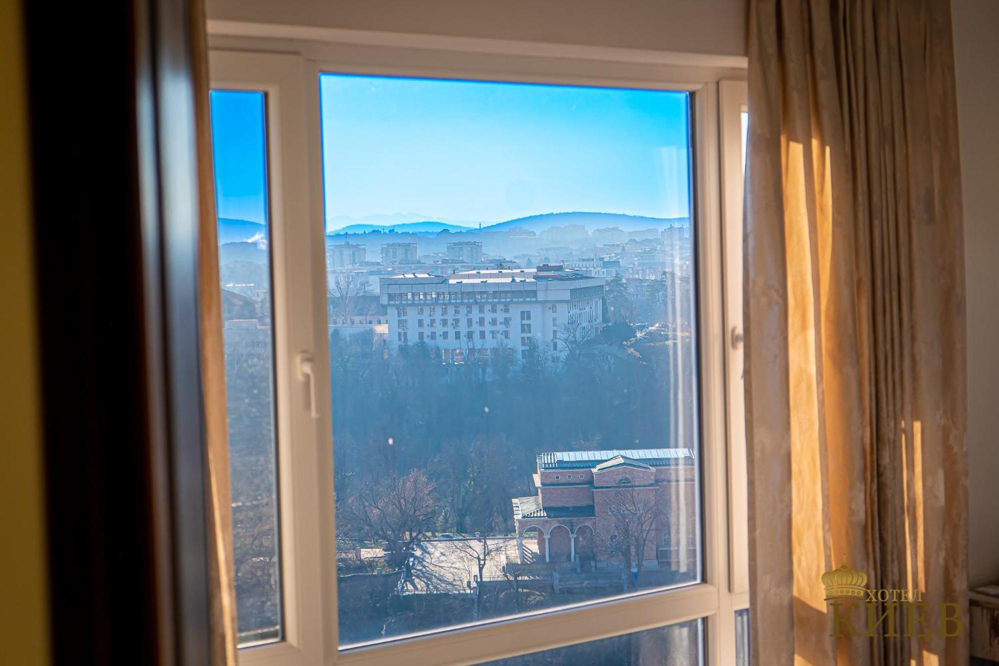 Hotel Kiev Велико-Тирново Екстер'єр фото