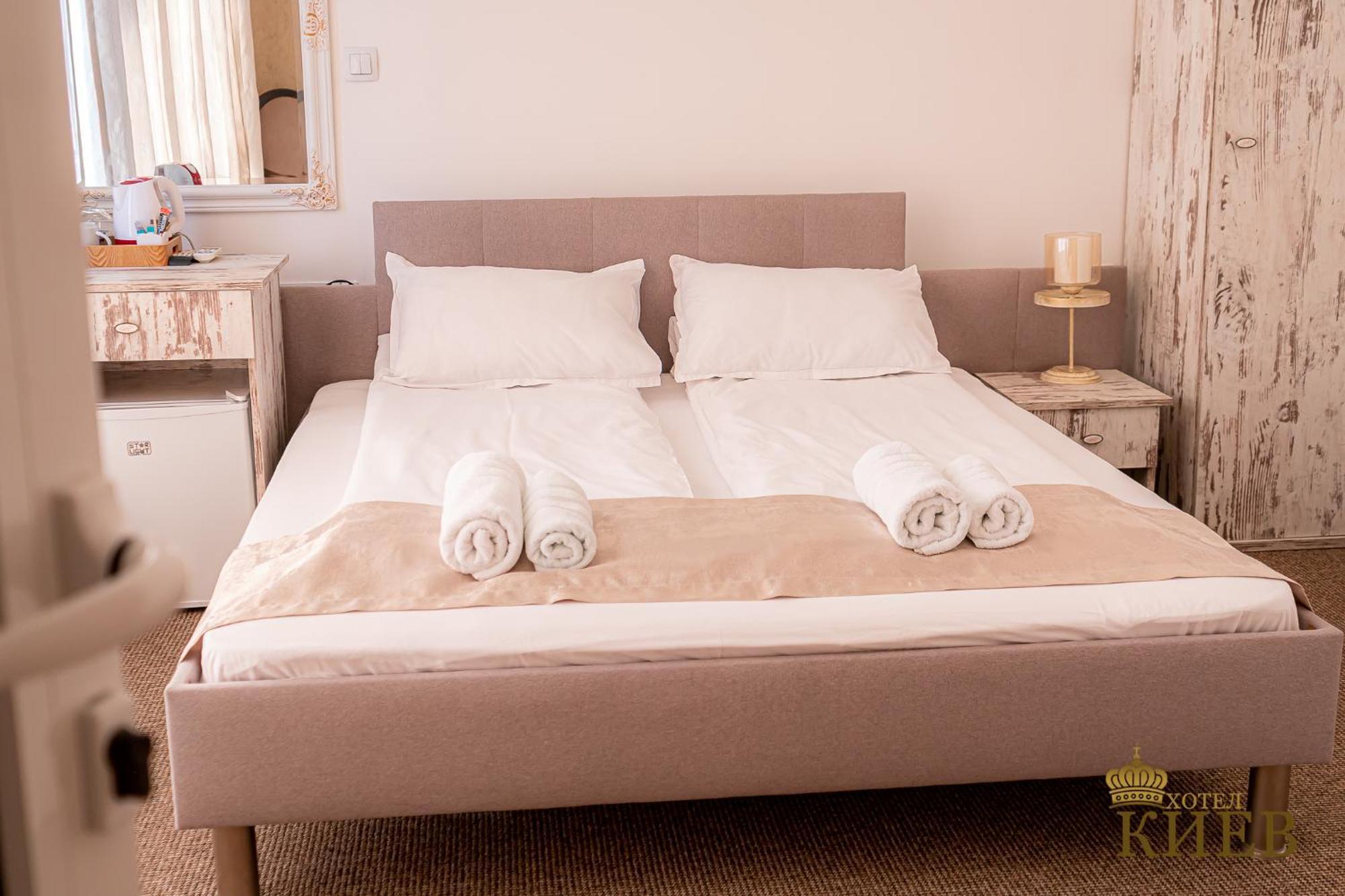 Hotel Kiev Велико-Тирново Екстер'єр фото