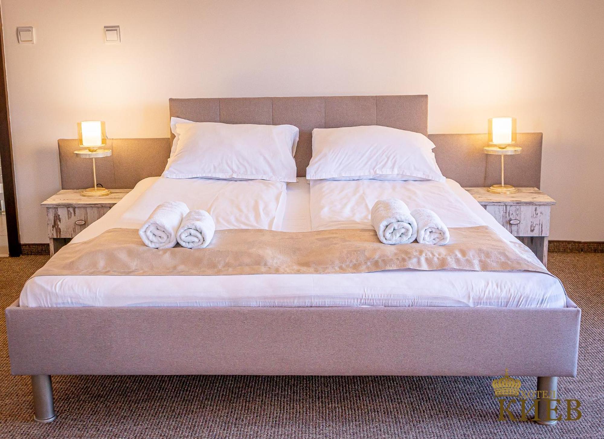 Hotel Kiev Велико-Тирново Екстер'єр фото