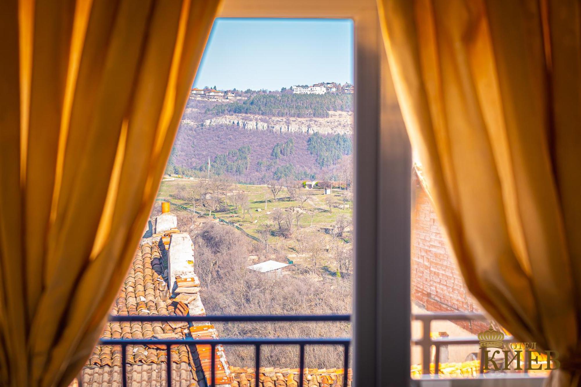 Hotel Kiev Велико-Тирново Екстер'єр фото